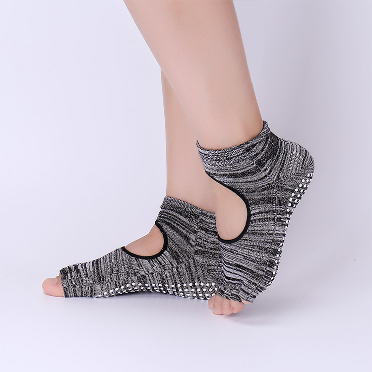 Non-Slip Yoga Socks with Grips - đánh giá và giá Pilates Yoga Grip Socks